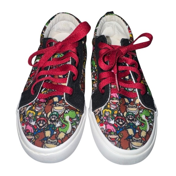 Super Mario Bros Other - Super Mario Kids Size 3 Sneakers Nintendo 2023 Canvas Lace Up Shoes